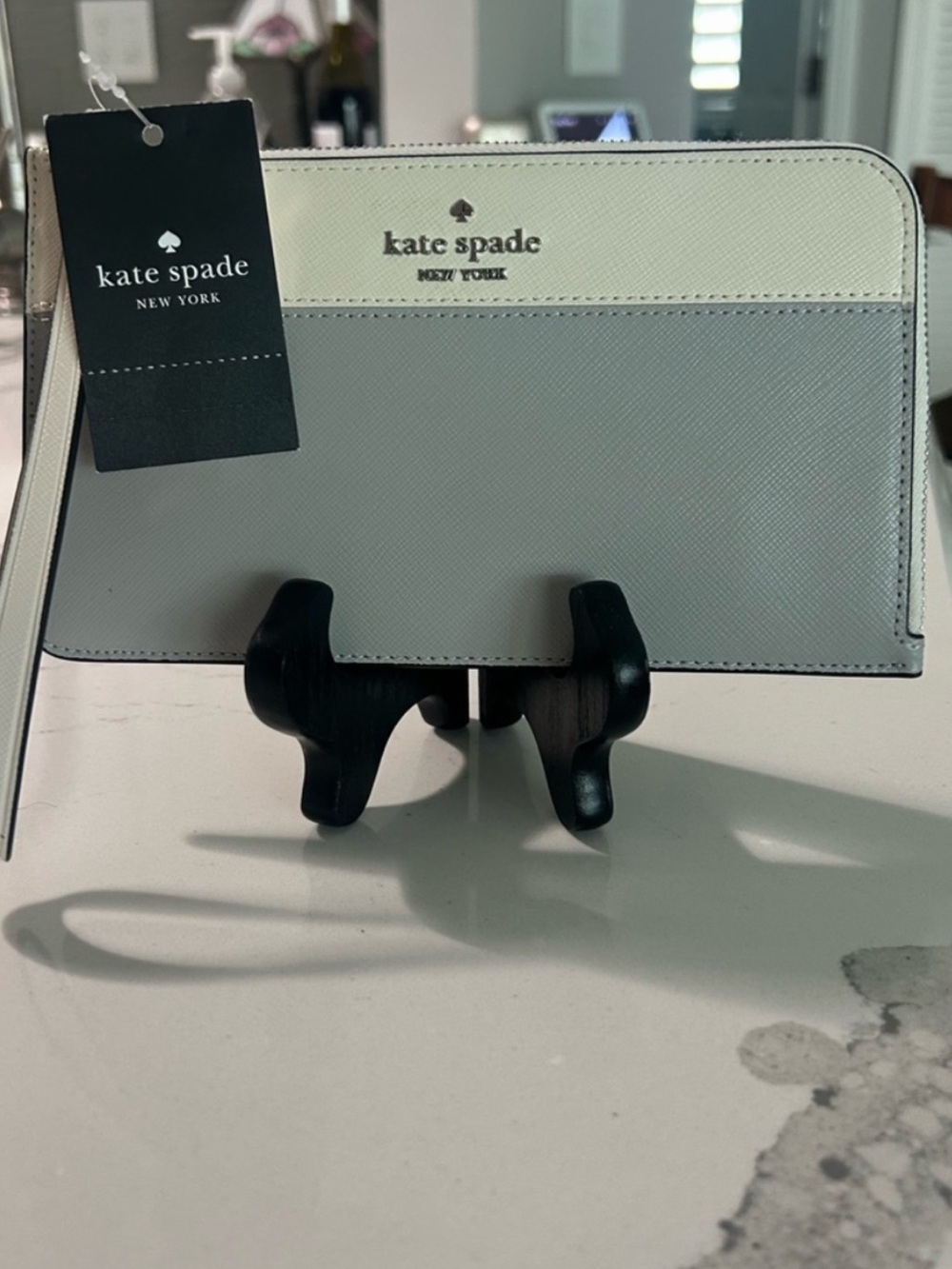 NWT Kate Spade Lucy Medium Zip Wristlet Colorblock Soft Platinum Gray